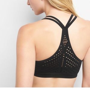 2 BRAS! GAP Body mesh bralette